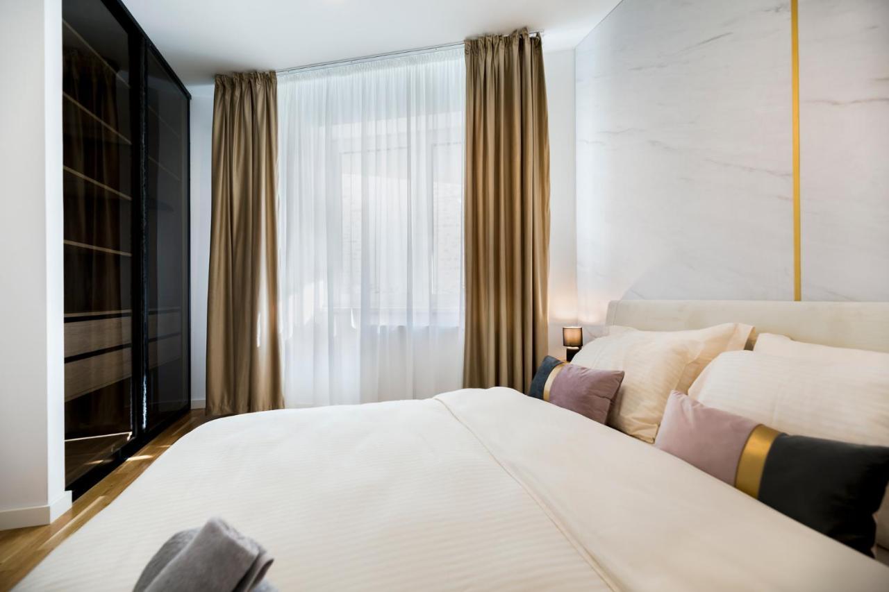 Bucharest Luxury Apartments Luaran gambar