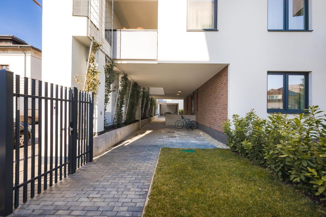 Bucharest Luxury Apartments Luaran gambar
