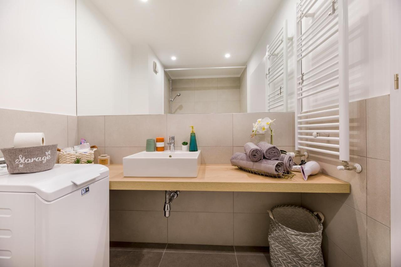 Bucharest Luxury Apartments Luaran gambar